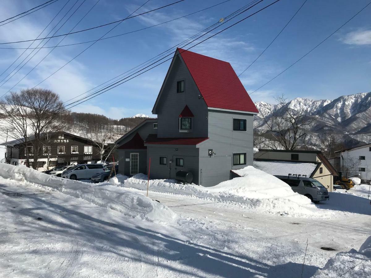 Sunnsnow Tall House Chalet